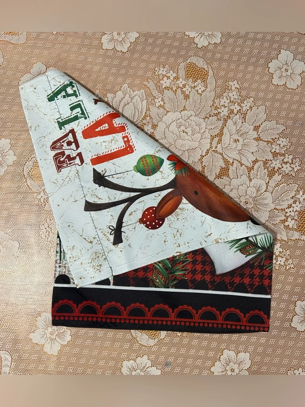 Festive Red Santa Garden Flag - Holiday Home Décor